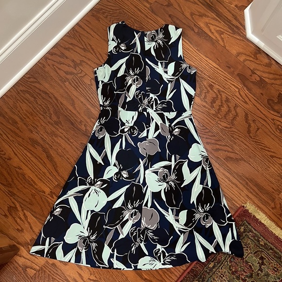 Ann Taylor Factory Floral Dress (4P) - Picture 5 of 5